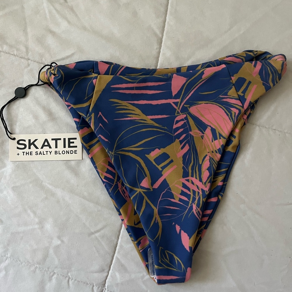 SKATIE x Salty Blonde Collab Bikini Bottoms- Anguilla-Size XS